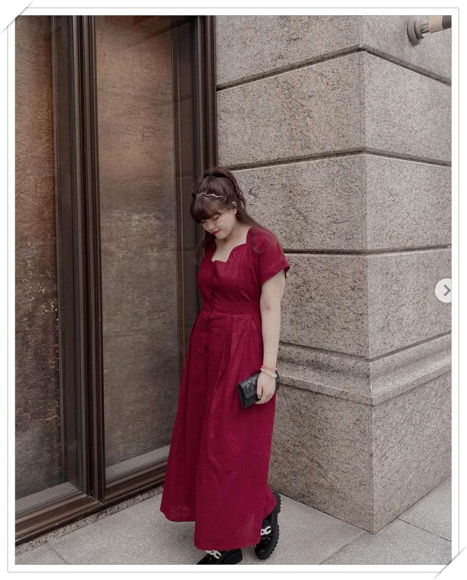 OOTD//VVdoubleofficial 的自訂款花朵領洋裝